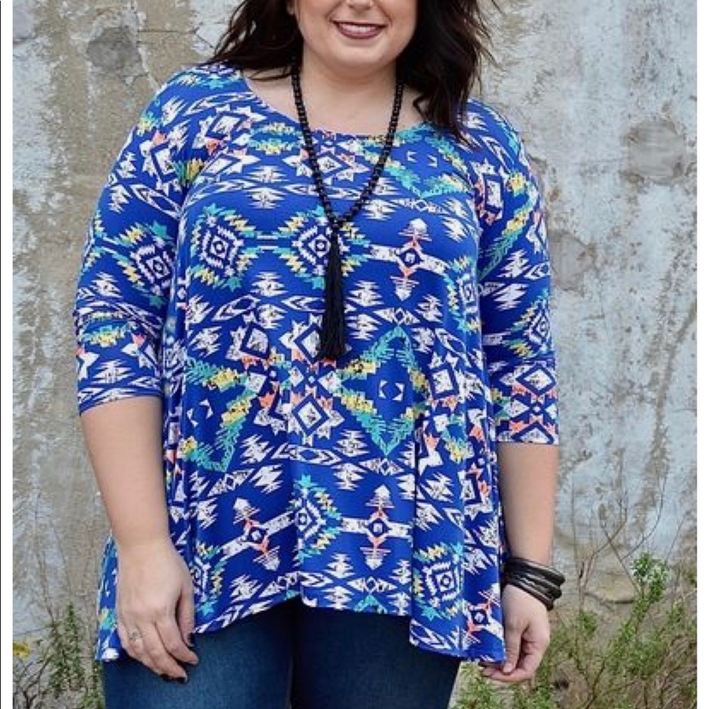 Raven Flare Top